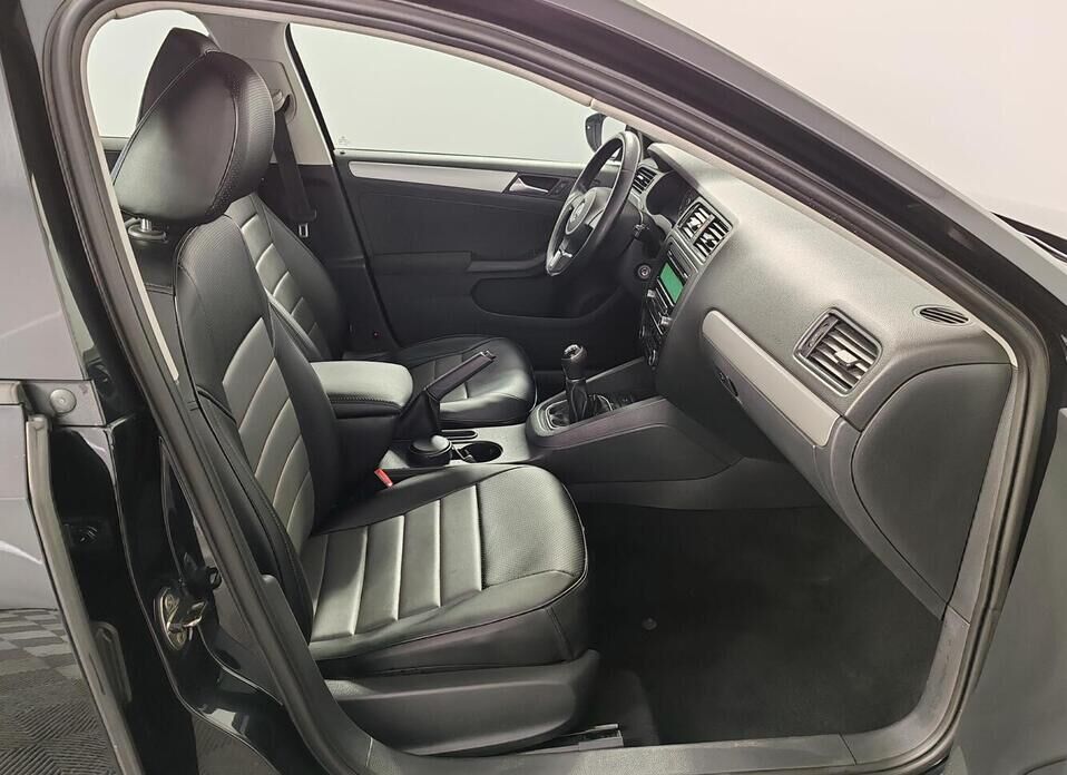Volkswagen Jetta 1.4 MT (122 л.с.)