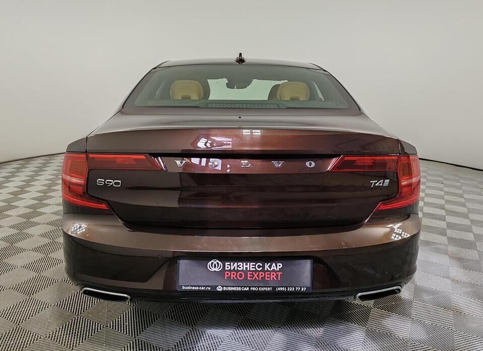 Volvo S90 2.0 AT (190 л.с.)