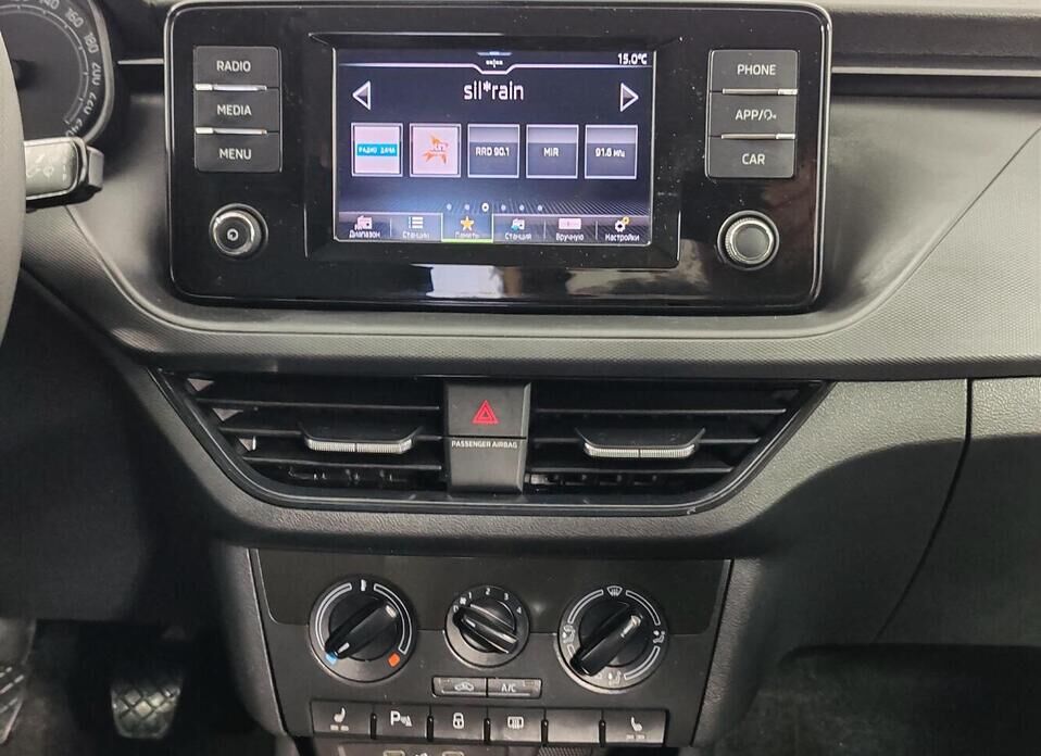 Skoda Rapid 1.6 MT (90 л.с.)
