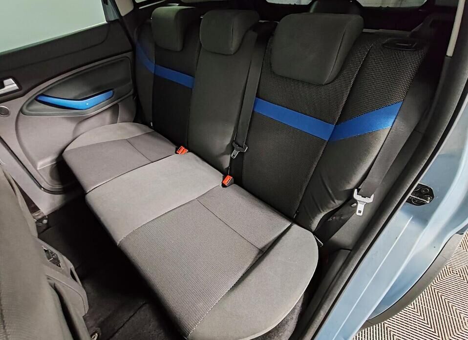 Ford Kuga 2.0d MT (136 л.с.) 4WD