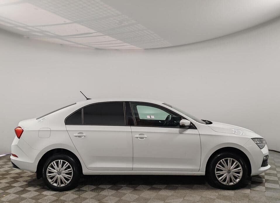 Skoda Rapid 1.6 MT (90 л.с.)