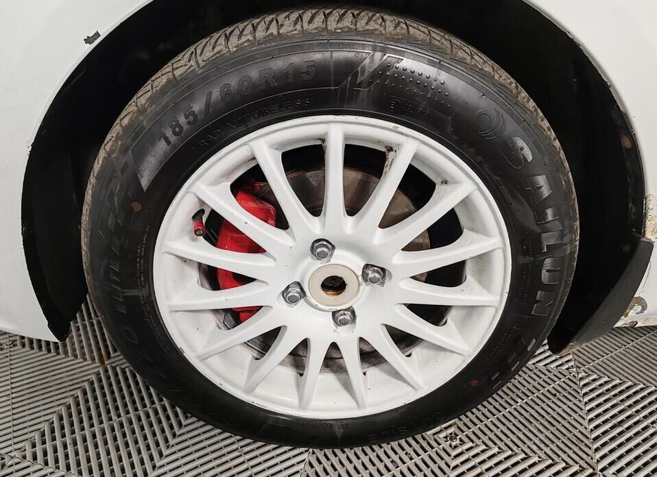 Kia Rio 1.4 MT (107 л.с.)