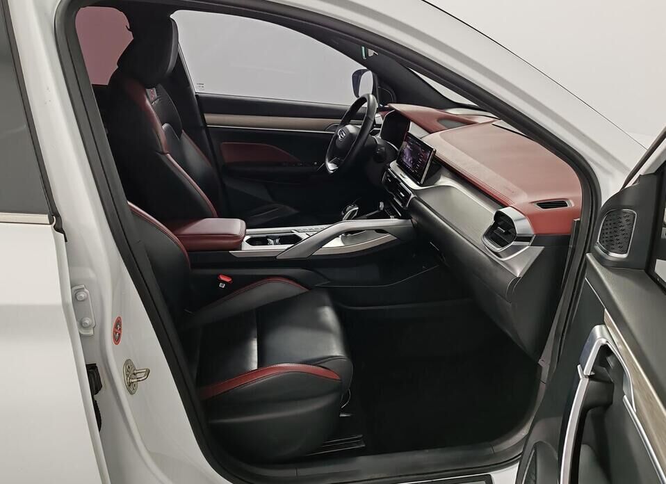 Geely Coolray 1.5 AMT (150 л.с.)