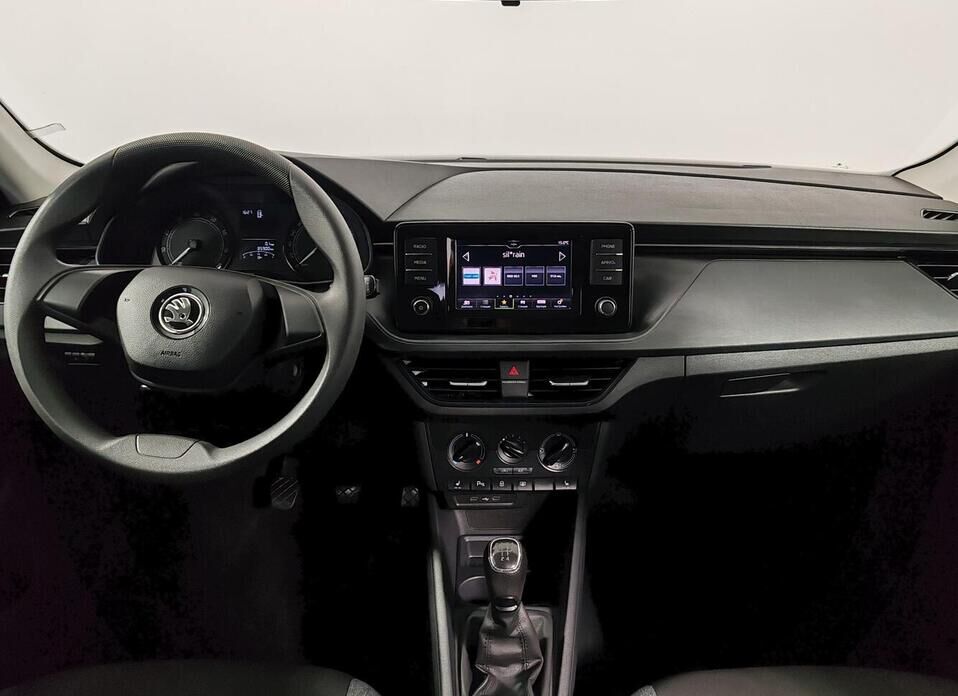 Skoda Rapid 1.6 MT (90 л.с.)