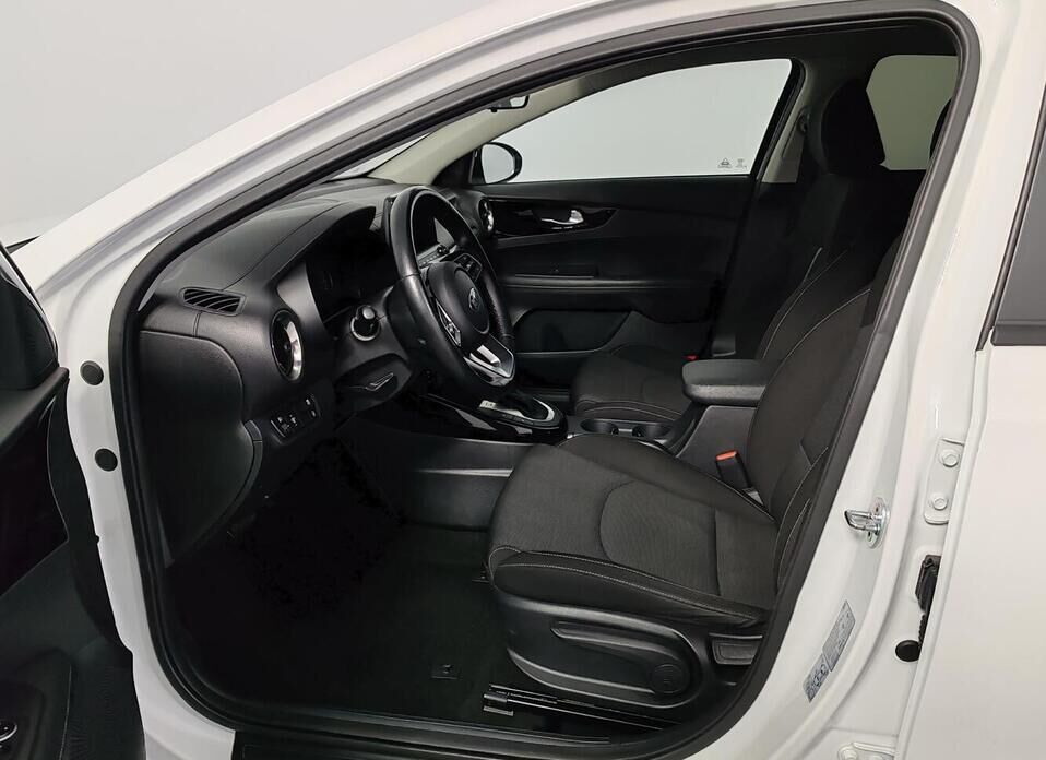 Kia Cerato 1.6 AT (128 л.с.)
