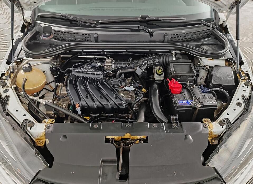 LADA (ВАЗ) Vesta 1.6 CVT (113 л.с.)