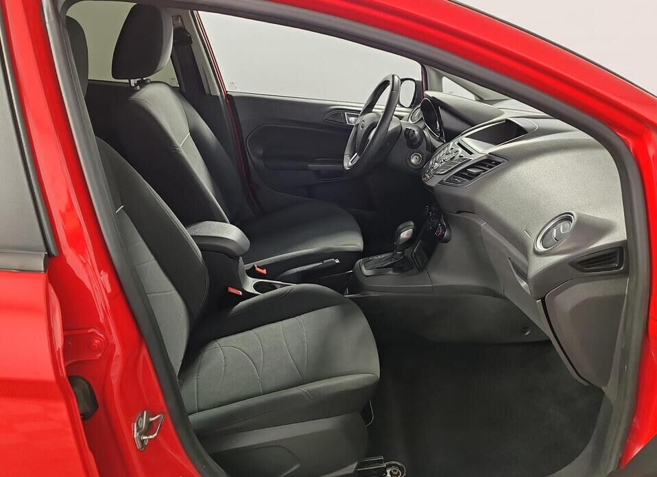 Ford Fiesta 1.6 AMT (105 л.с.)