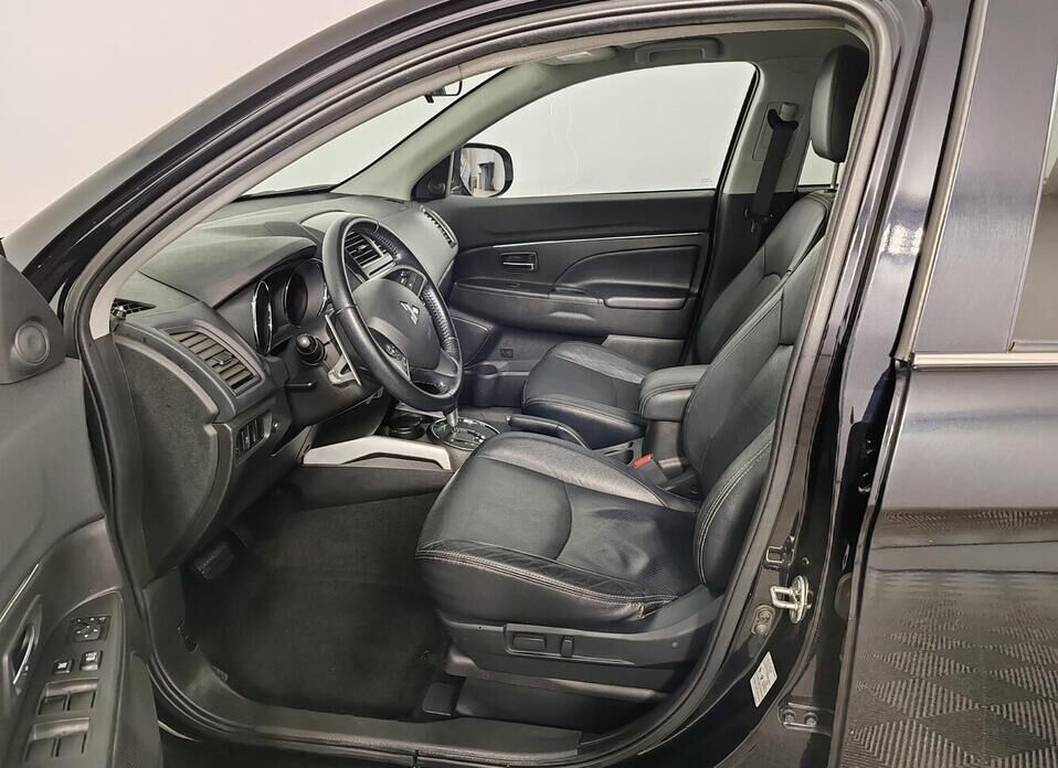 Mitsubishi ASX 1.8 CVT (140 л.с.)