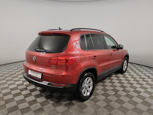 Volkswagen Tiguan, 2012 г., 183 976 км