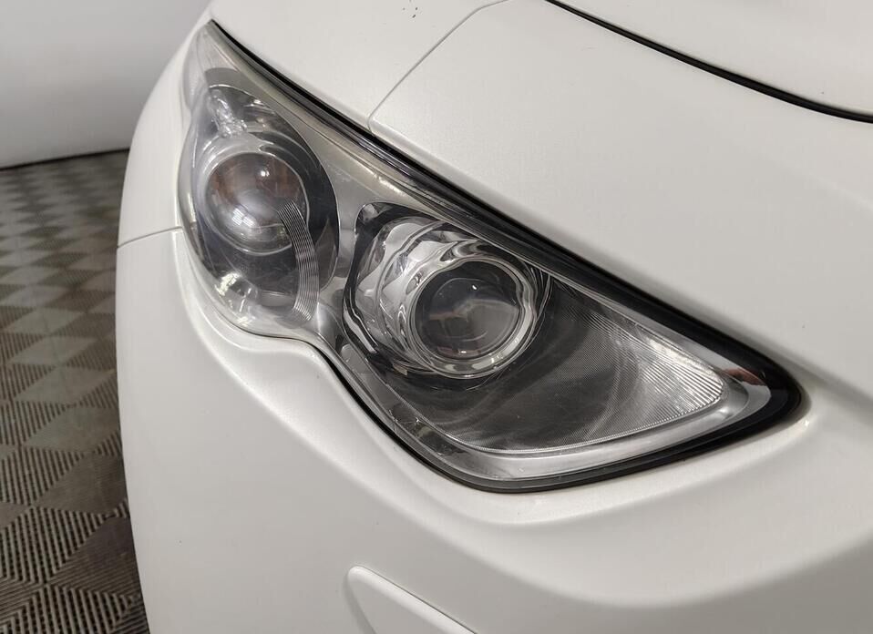 Infiniti FX FX37 3.7 AT (333 л.с.) 4WD