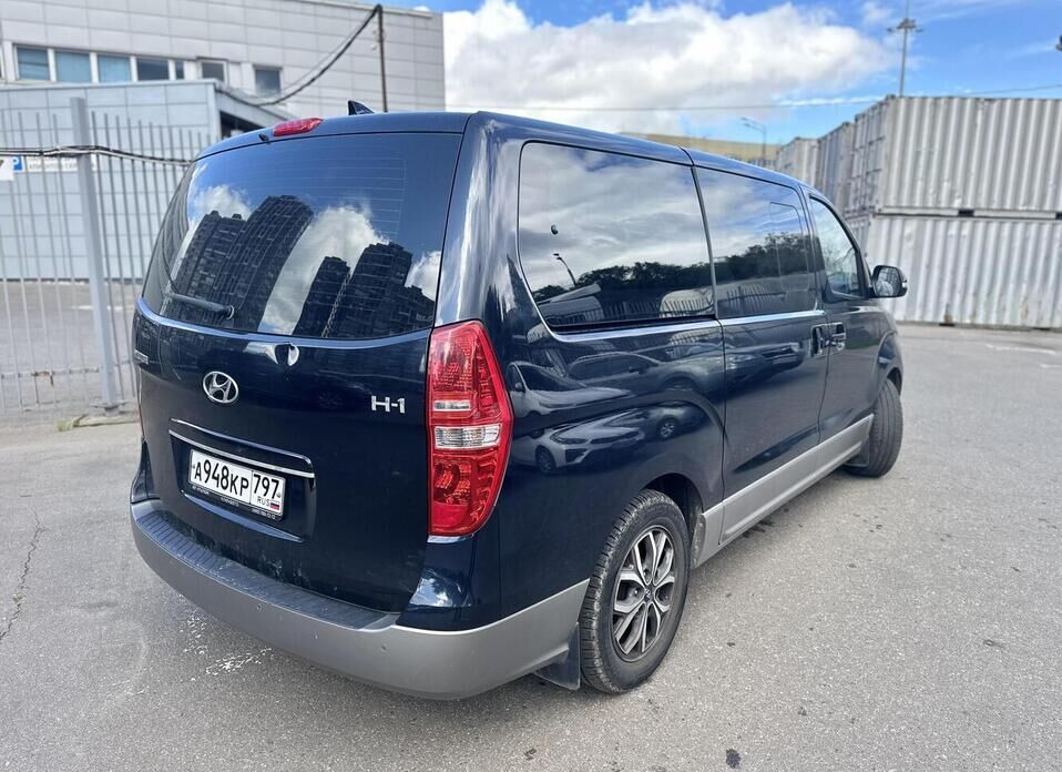 Hyundai H-1 2.5d AT (170 л.с.)