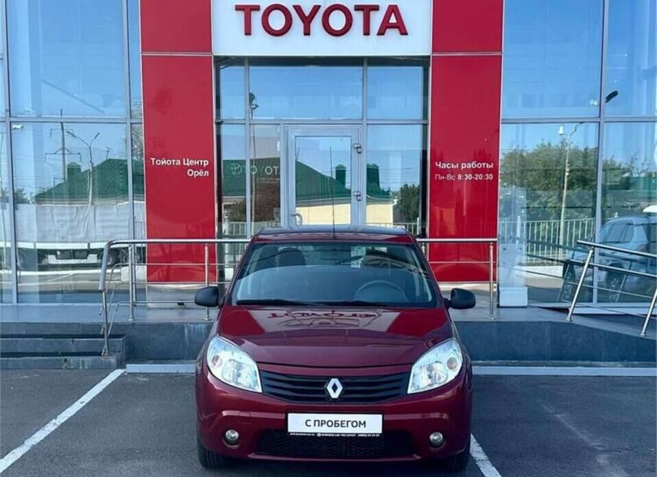 Renault Sandero 1.6 MT (84 л.с.)
