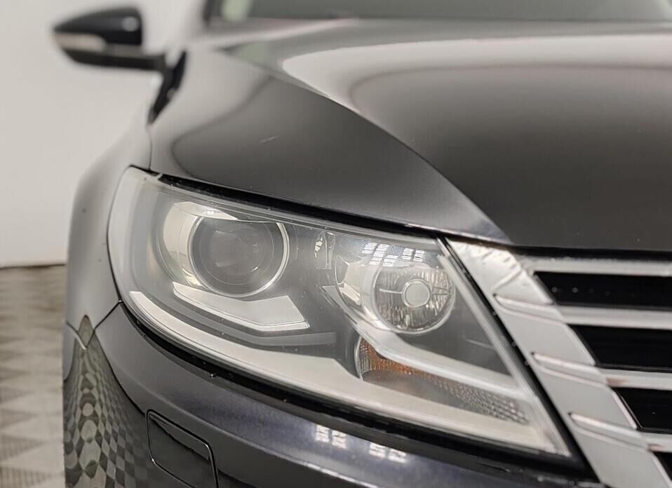 Volkswagen Passat CC 1.8 AMT (152 л.с.)