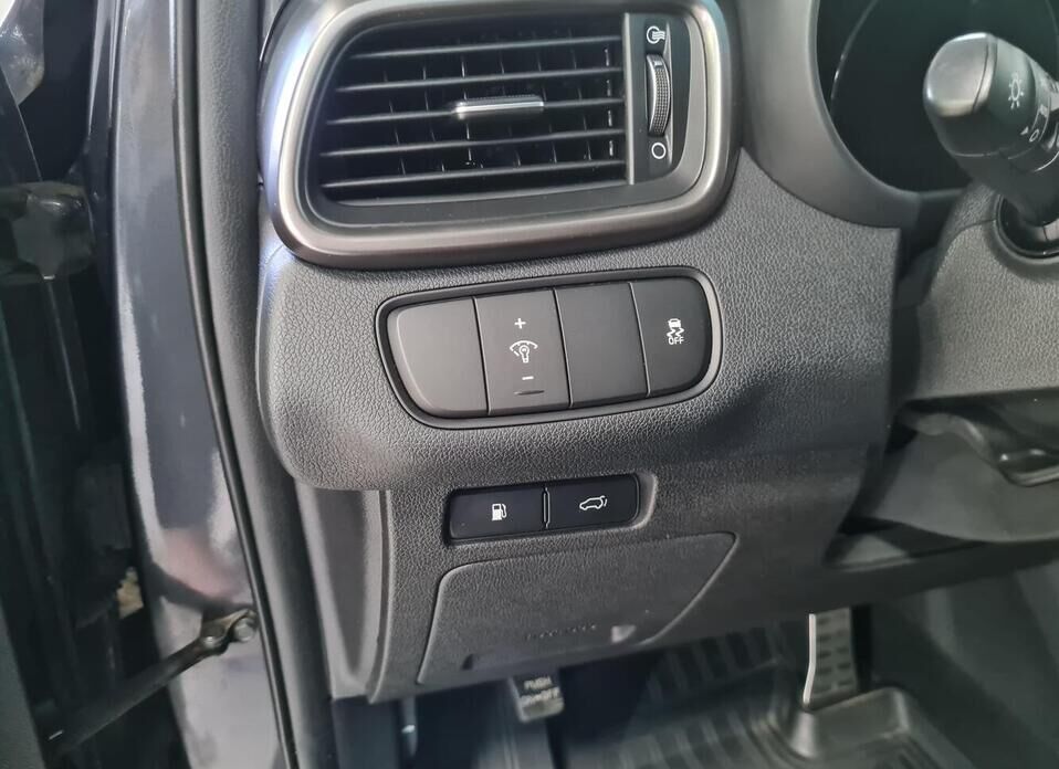Kia Sorento 2.2d AT (200 л.с.) 4WD
