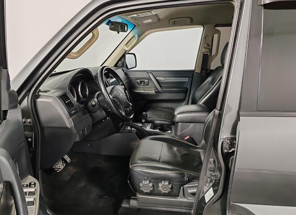 Mitsubishi Pajero 3.0 AT (174 л.с.) 4WD