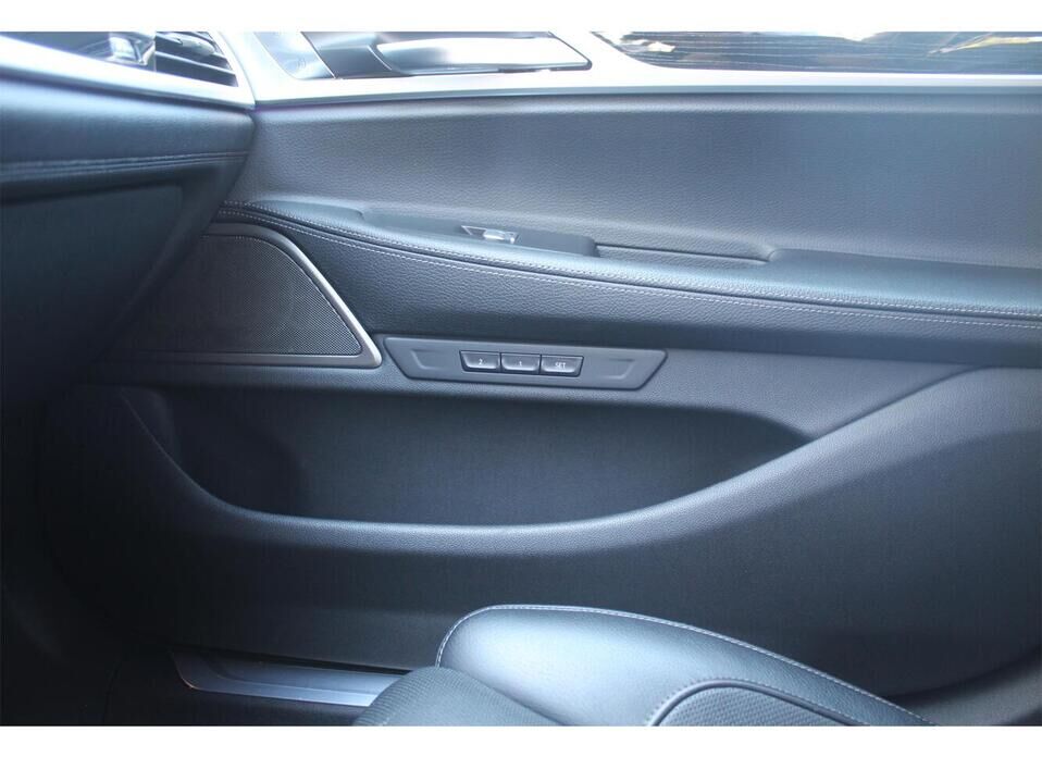 BMW 7 серии 730Ld xDrive 3.0d AT (249 л.с.) 4WD