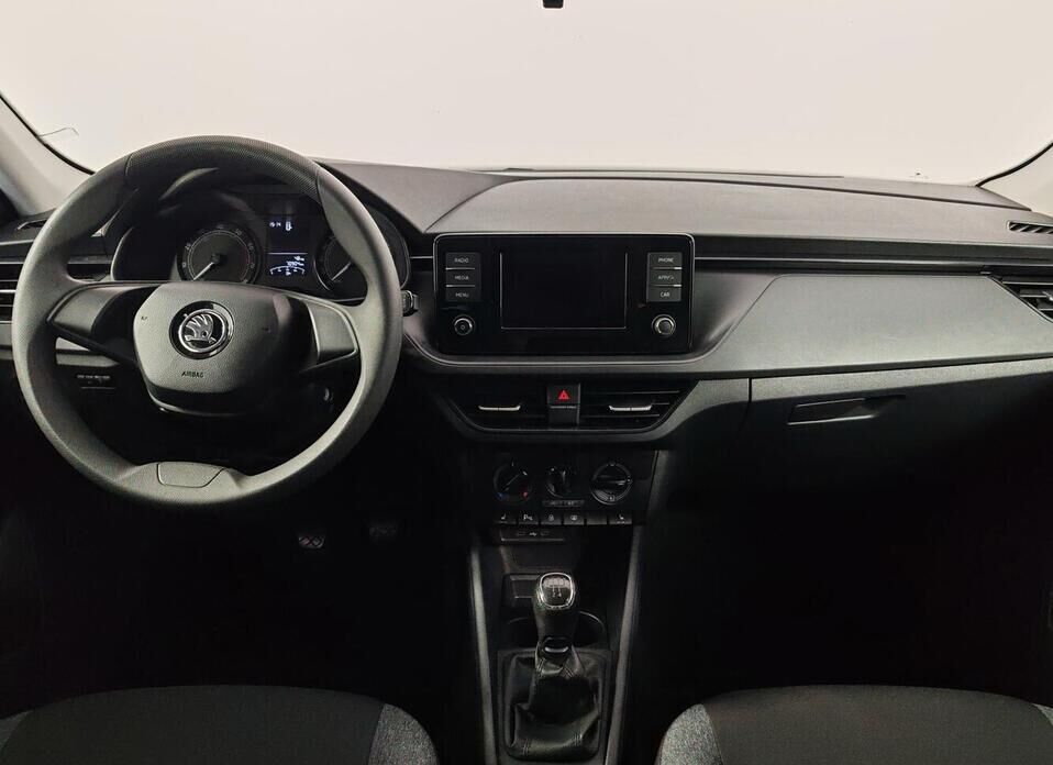 Skoda Rapid 1.6 MT (90 л.с.)