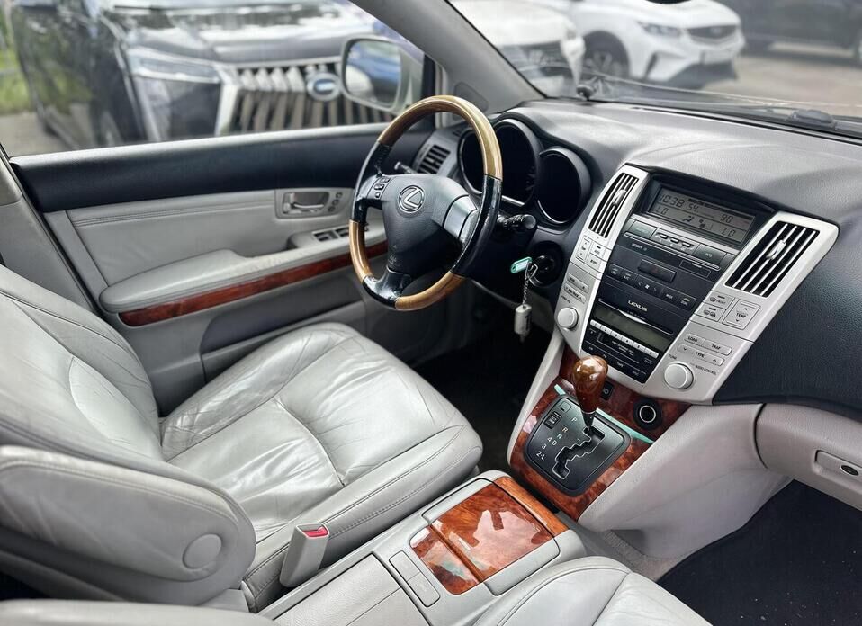Lexus RX 330 3.3 AT (230 л.с.) 4WD