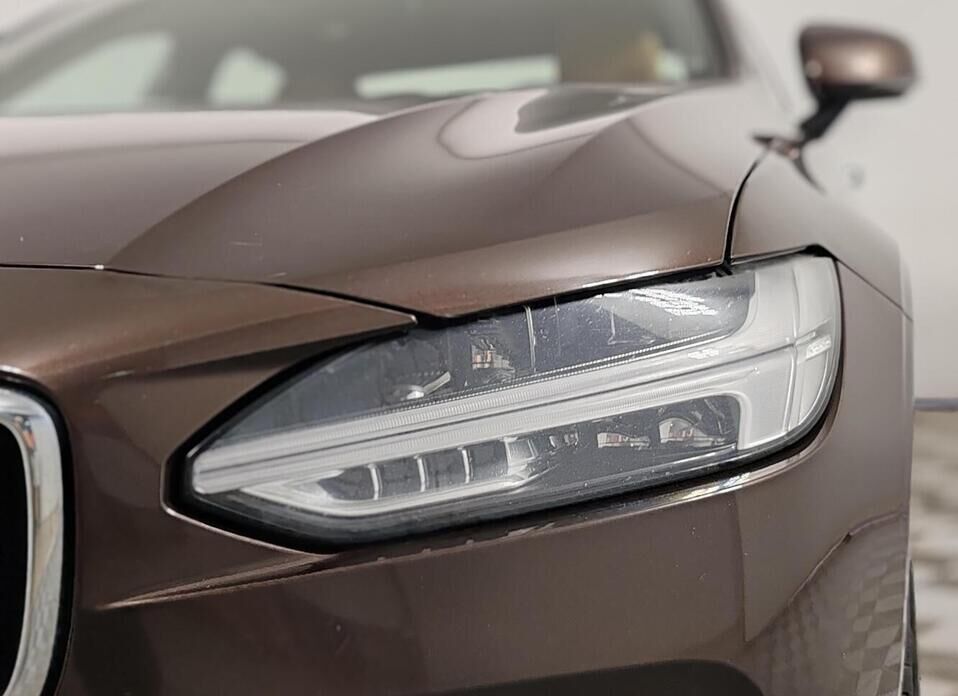 Volvo S90 2.0 AT (190 л.с.)