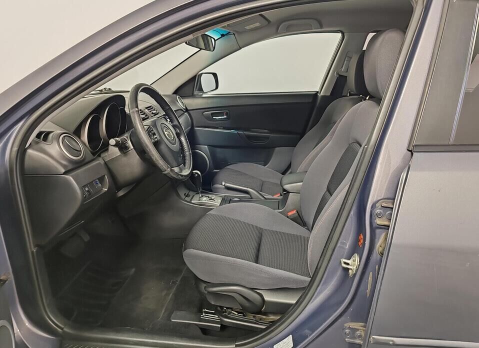 Mazda 3 1.6 AT (105 л.с.)