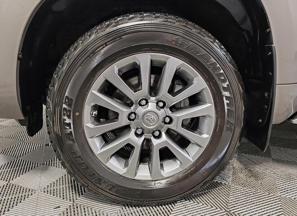 Toyota Land Cruiser Prado 2.8d AT (177 л.с.) 4WD