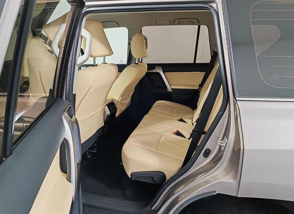 Toyota Land Cruiser Prado 2.8d AT (177 л.с.) 4WD