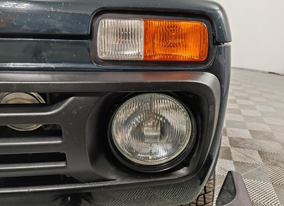 LADA (ВАЗ) Niva Legend 1.7 MT (83 л.с.) 4WD