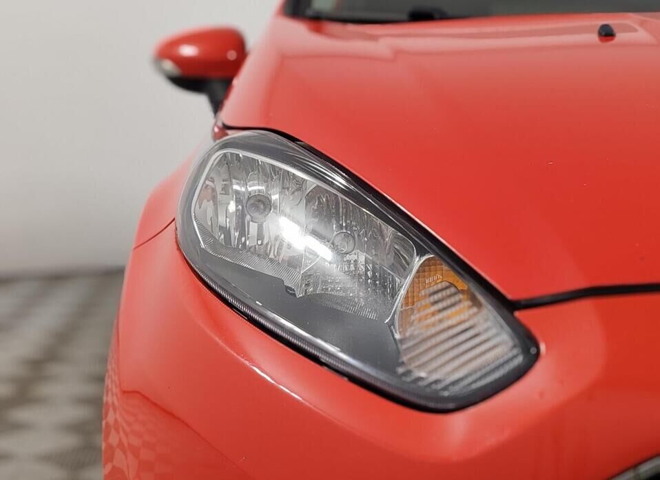 Ford Fiesta 1.6 AMT (105 л.с.)