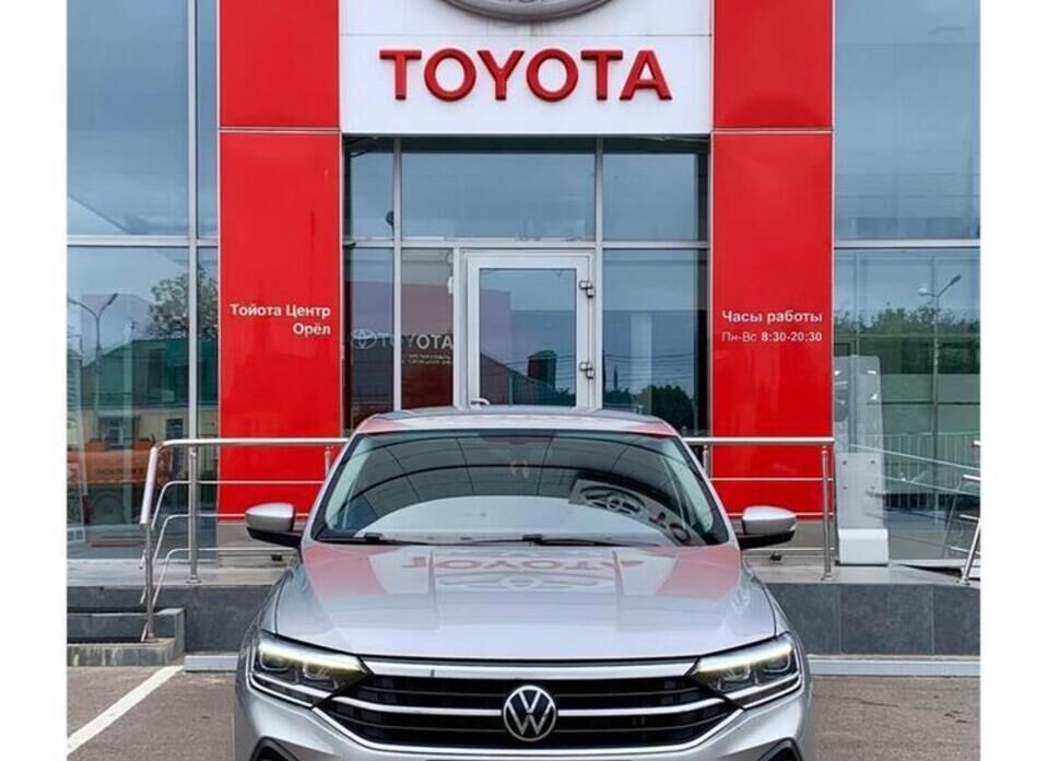 Volkswagen Polo 1.6 MT (110 л.с.)