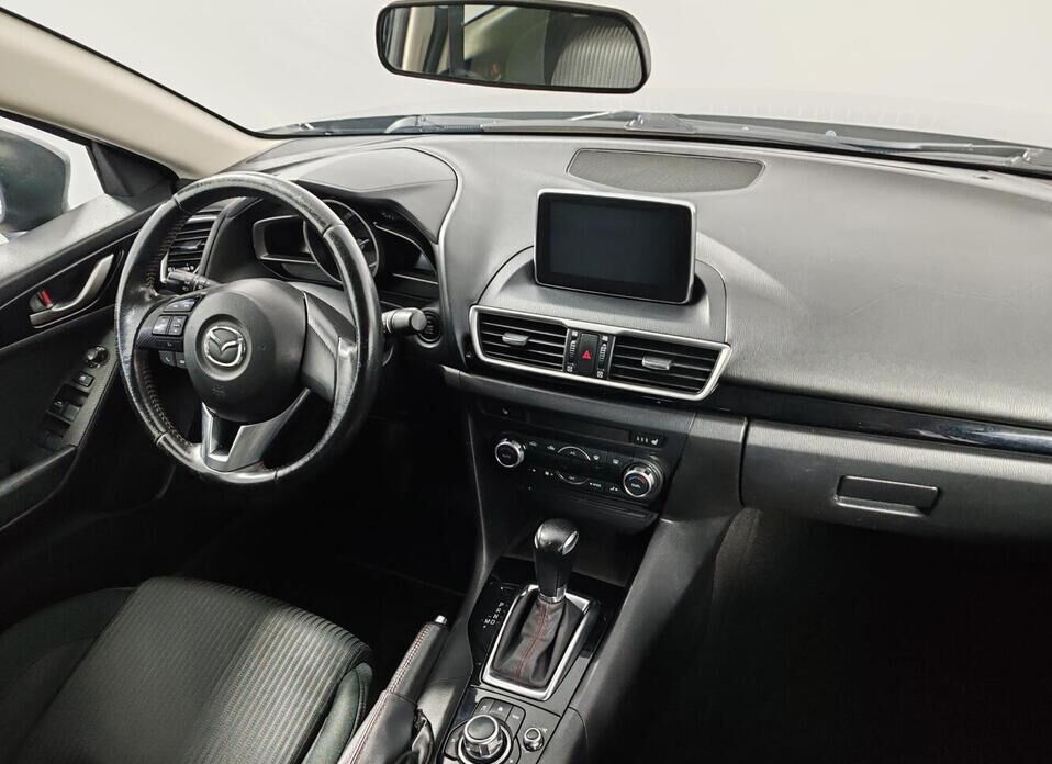 Mazda 3 1.5 AT (120 л.с.)