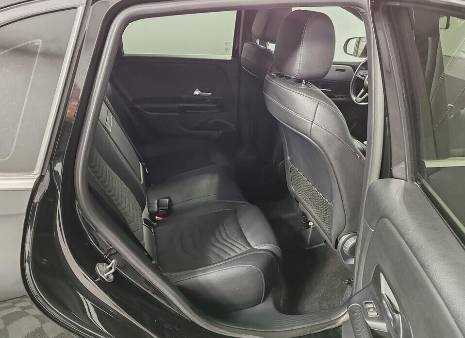 Mercedes-Benz B-Класс 180 1.3 AMT (136 л.с.)