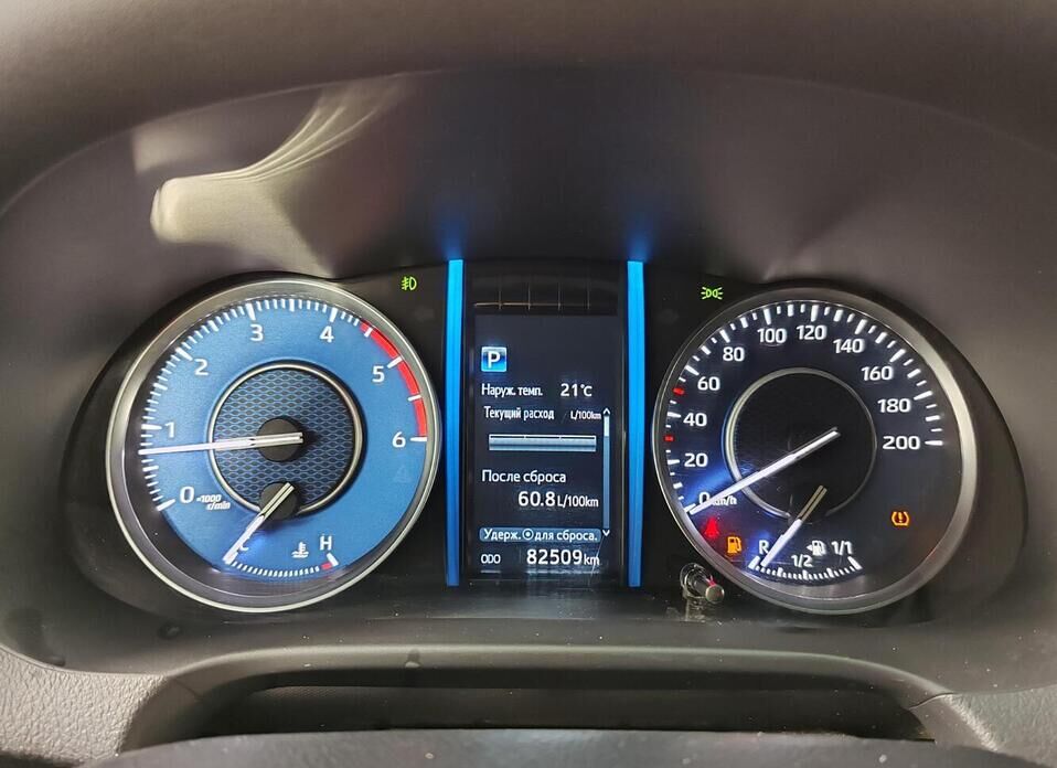 Toyota Fortuner 2.8d AT (200 л.с.) 4WD