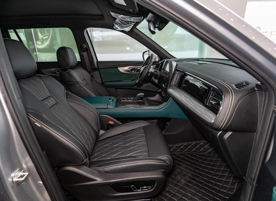 GAC GS8 2.0 AT (231 л.с.) 4WD