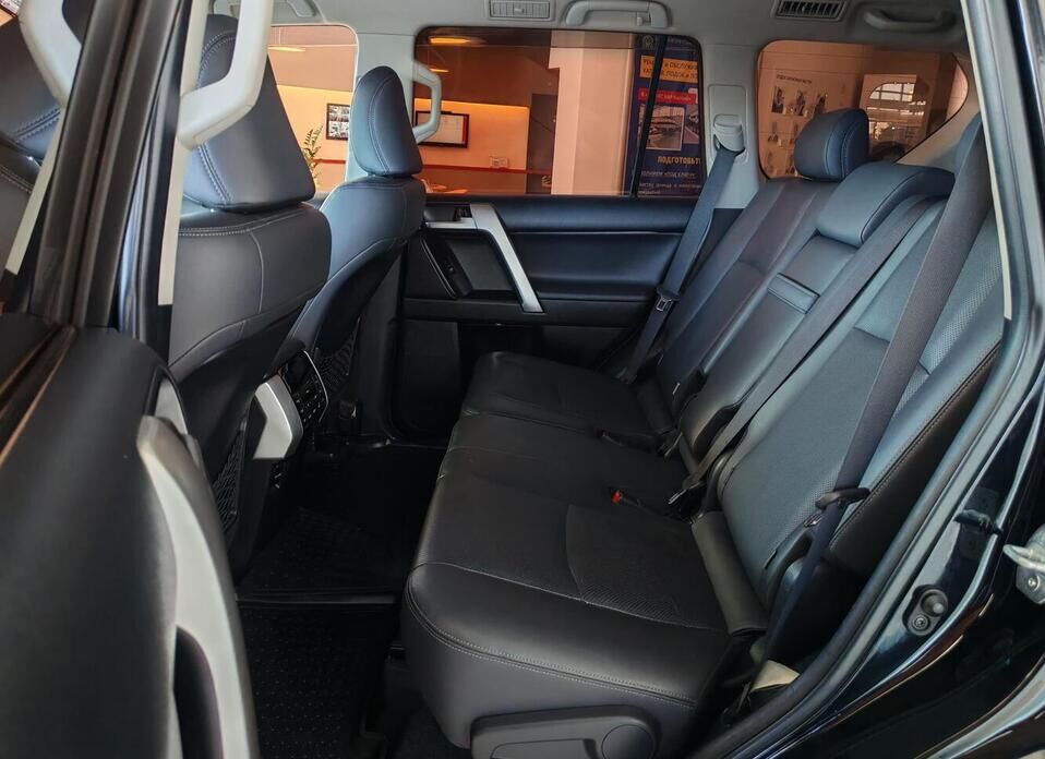 Toyota Land Cruiser Prado 2.8d AT (177 л.с.) 4WD