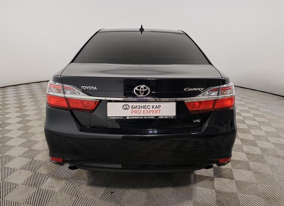 Toyota Camry 3.5 AT (249 л.с.)