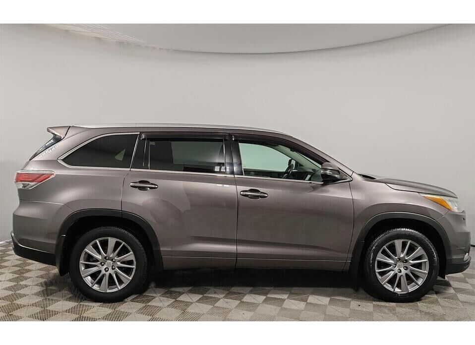 Toyota Highlander 3.5 AT (249 л.с.) 4WD