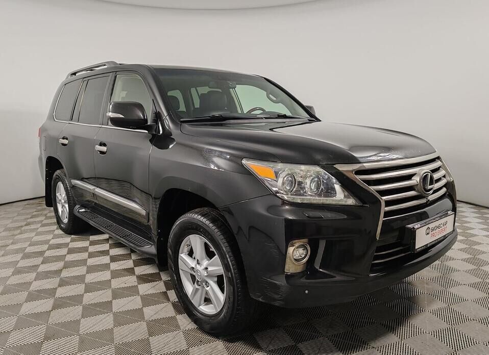Lexus LX 570 5.7 AT (367 л.с.) 4WD