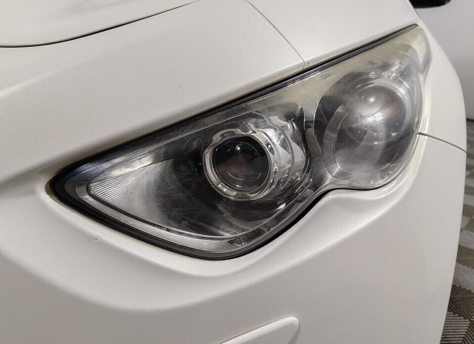 Infiniti FX FX37 3.7 AT (333 л.с.) 4WD