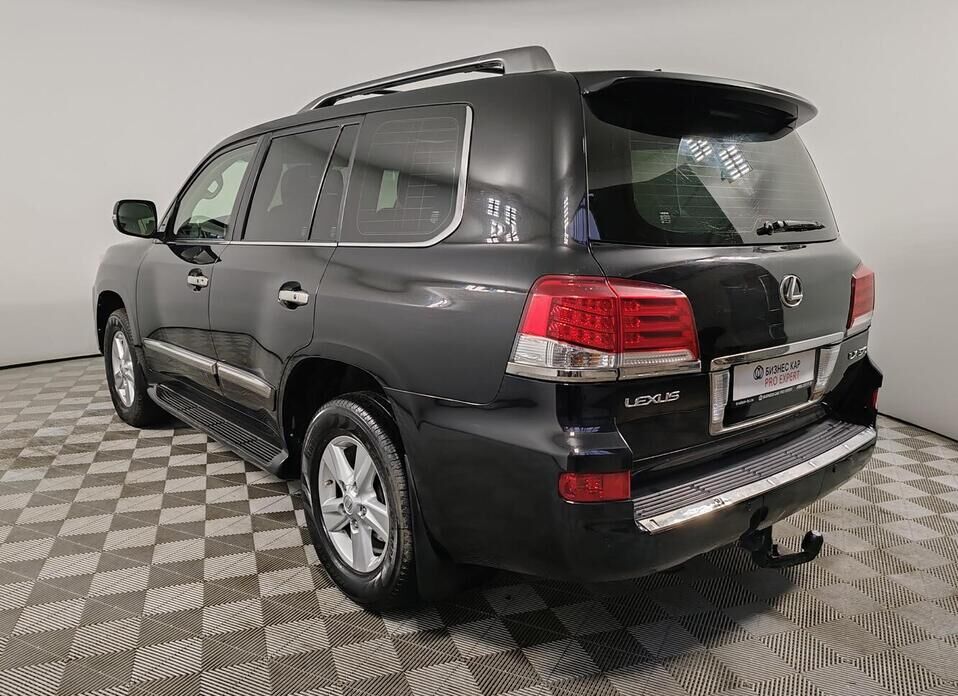 Lexus LX 570 5.7 AT (367 л.с.) 4WD