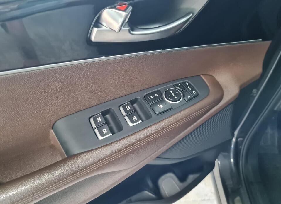 Kia Sorento 2.2d AT (200 л.с.) 4WD