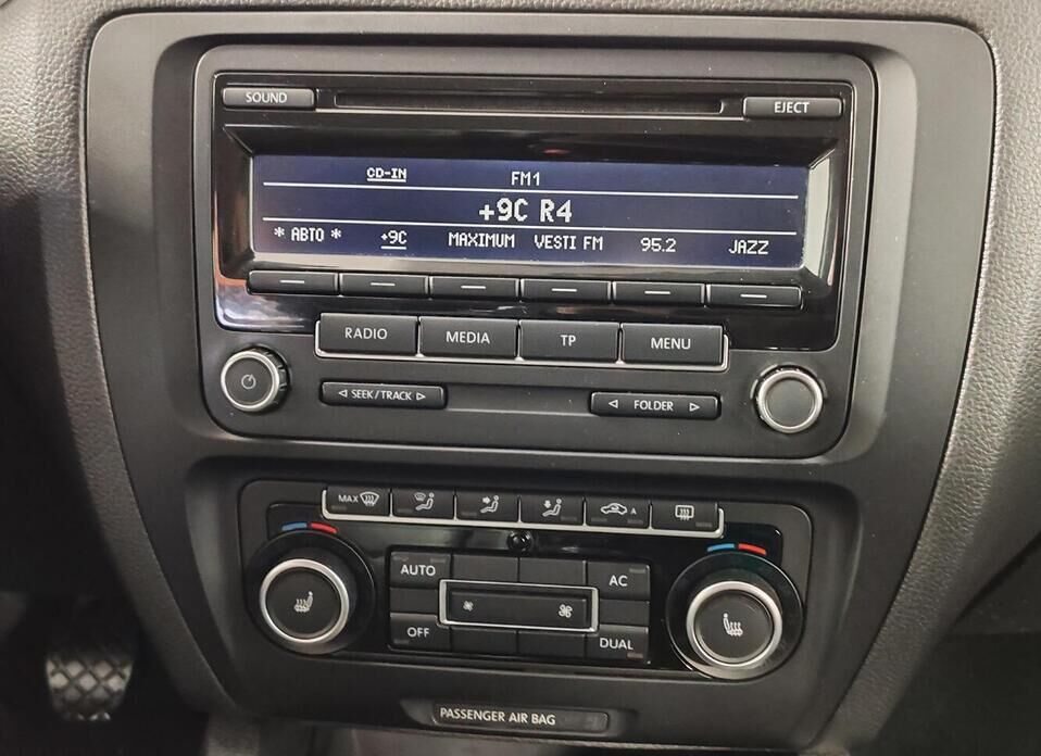 Volkswagen Jetta 1.4 MT (122 л.с.)