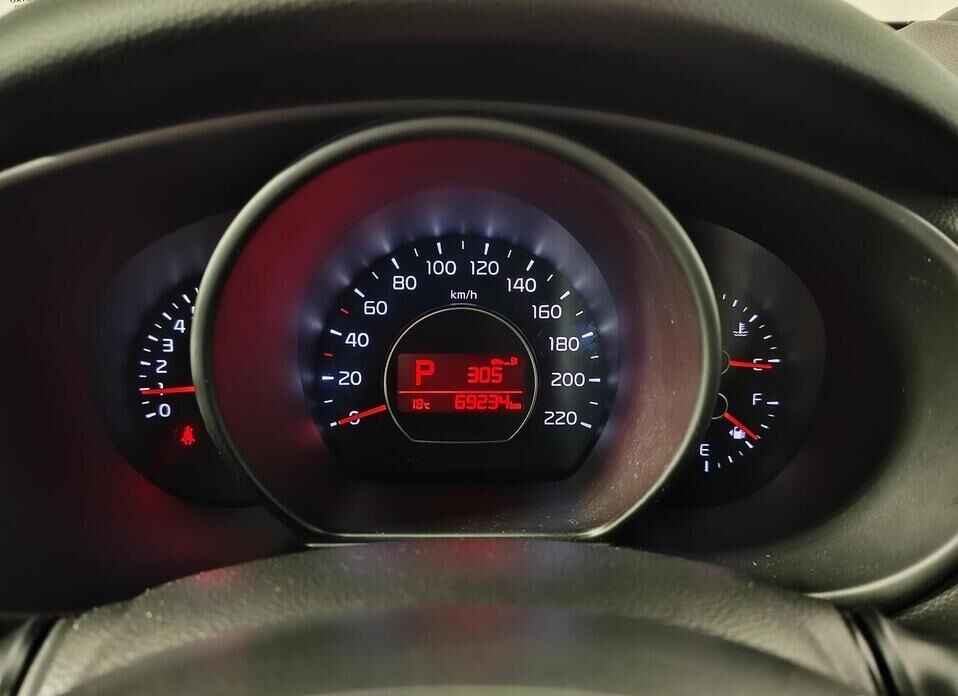 Kia Soul 1.6 AT (124 л.с.)