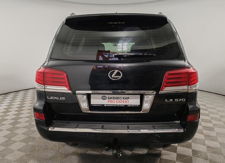 Lexus LX 570 5.7 AT (367 л.с.) 4WD