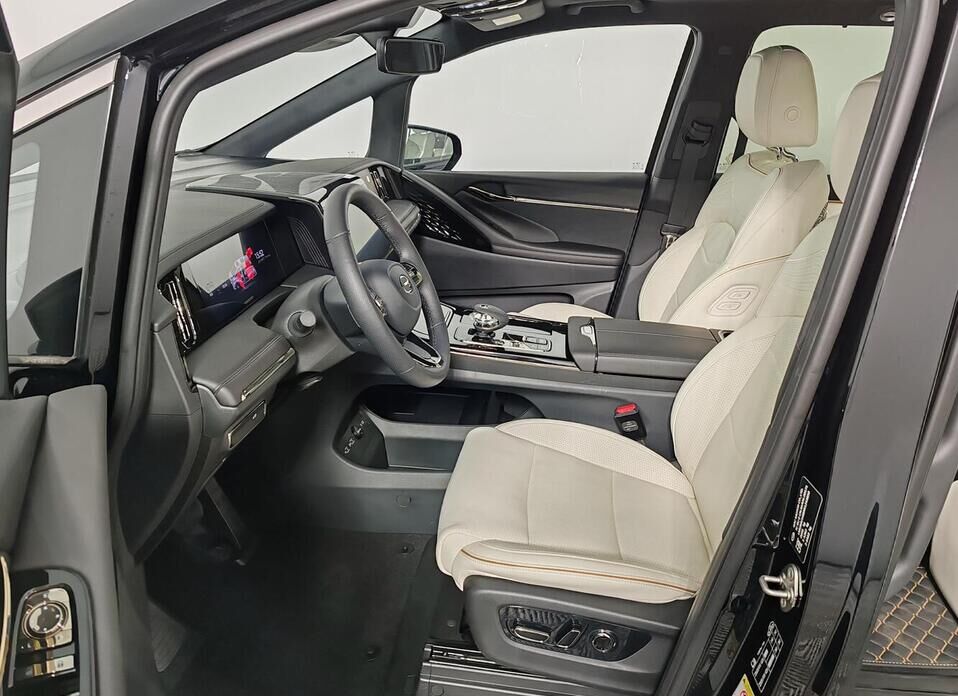 GAC M8 2.0 AT (231 л.с.)