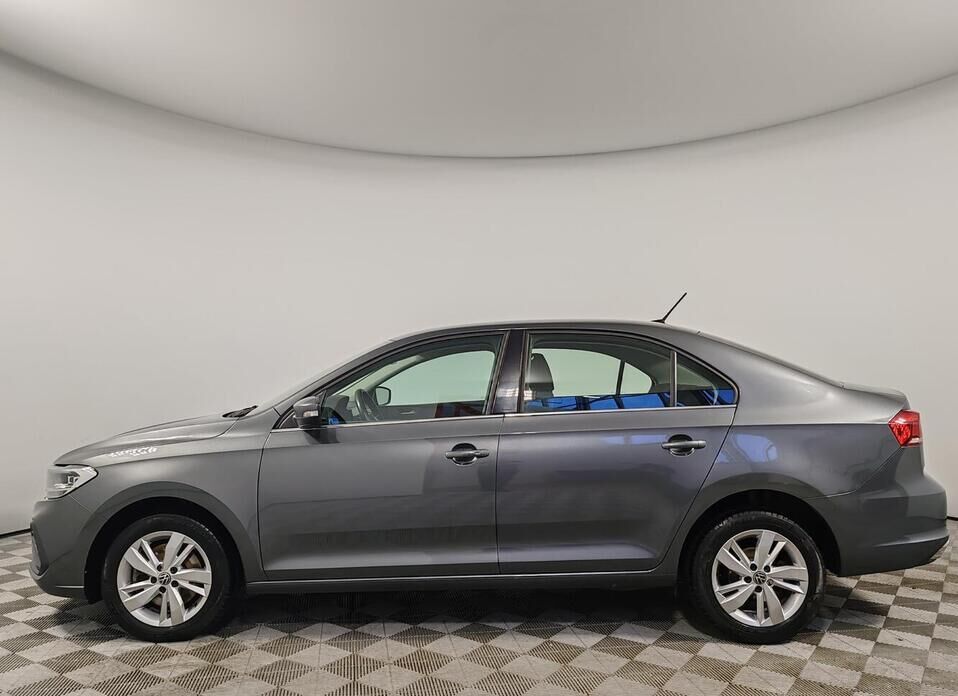 Volkswagen Polo 1.6 AT (110 л.с.)