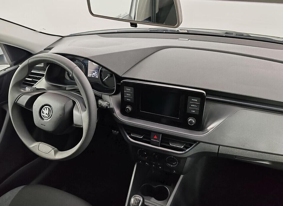 Skoda Rapid 1.6 MT (90 л.с.)