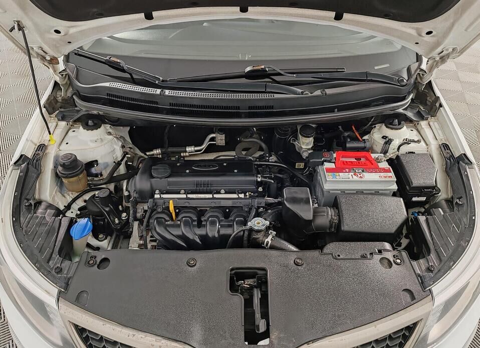 Kia Rio 1.4 MT (107 л.с.)