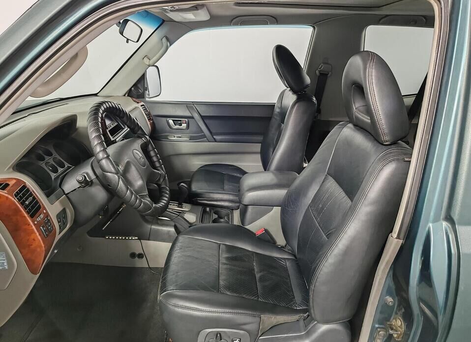 Mitsubishi Pajero 3.5 AT (202 л.с.) 4WD