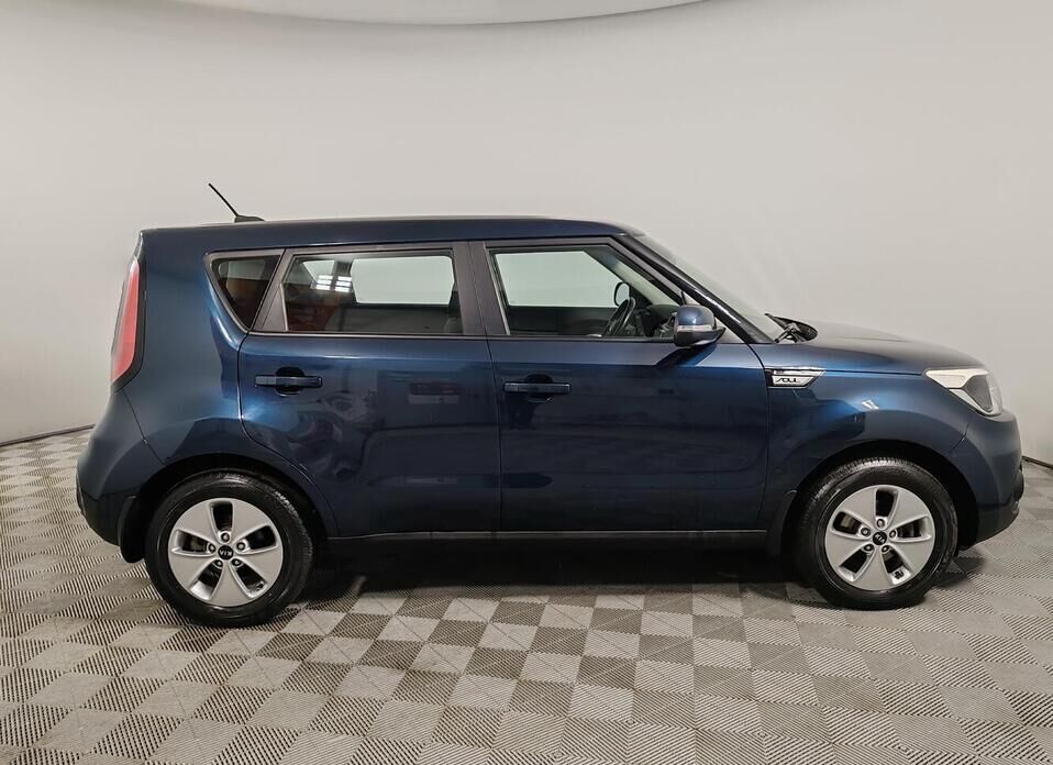 Kia Soul 1.6 AT (124 л.с.)