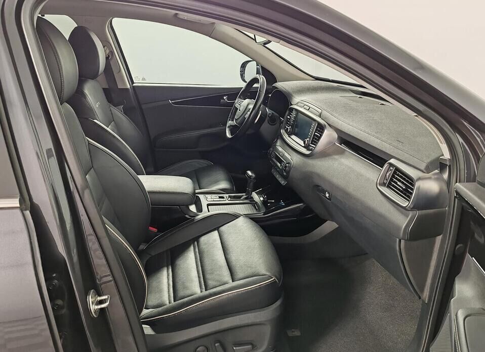 Kia Sorento 2.2d AT (200 л.с.) 4WD